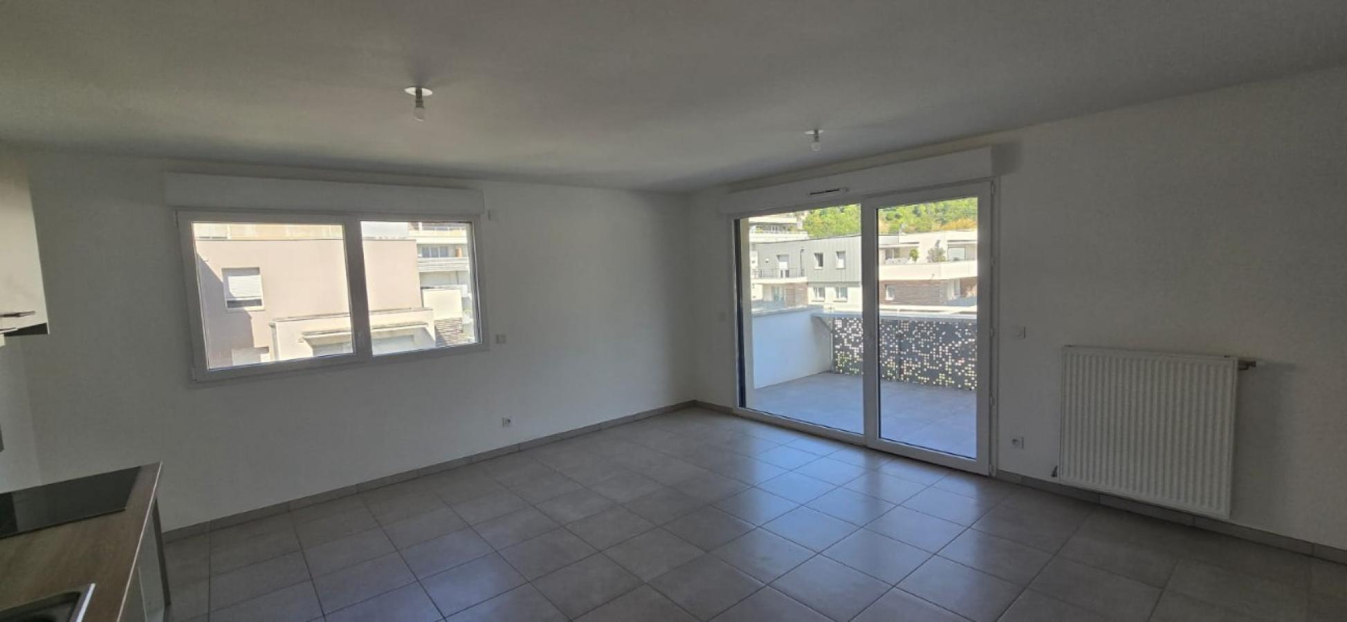 
																			3 pièces - 
																		3ème étage - 63m² - 911,46 € - Photo #3