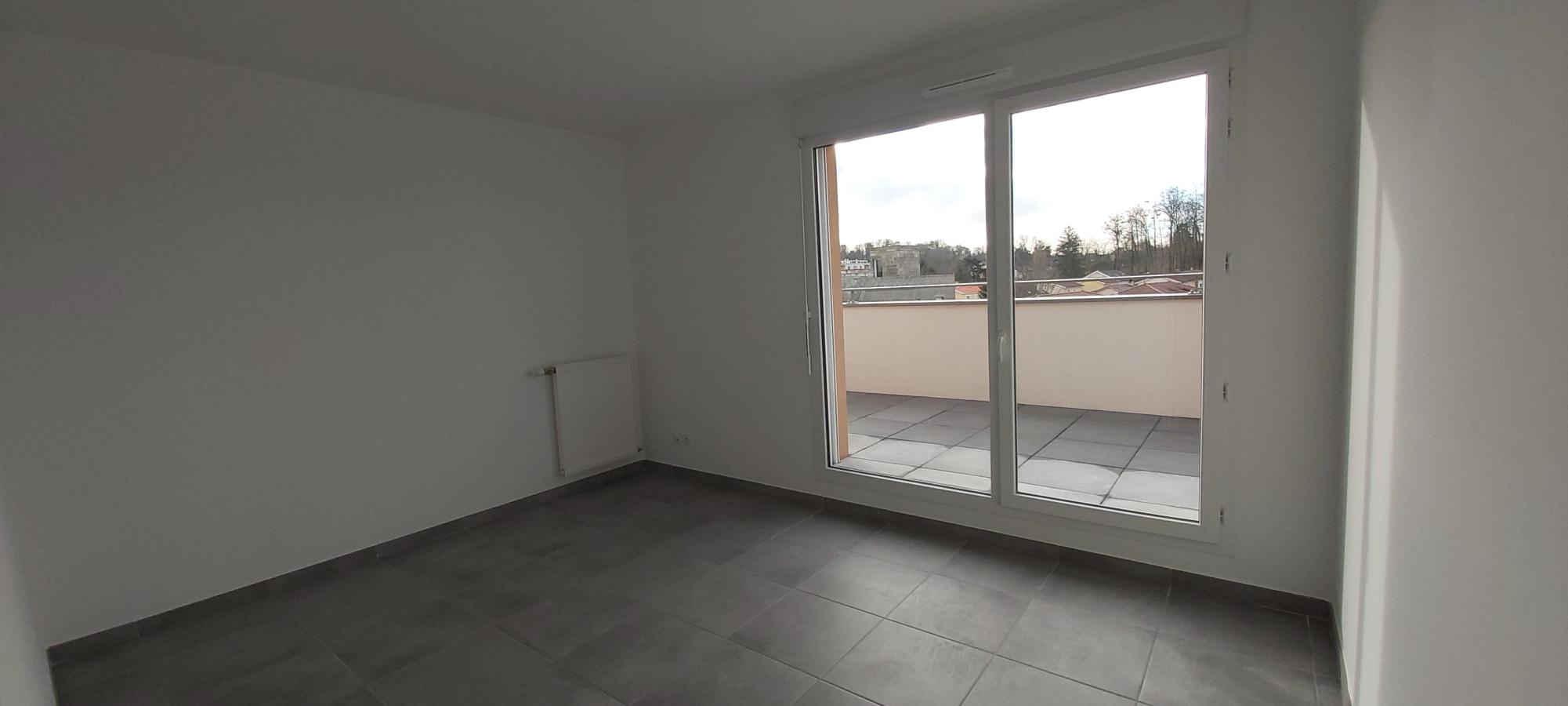 2 pièces - 2ème étage - 38m² - 589,00 € - Photo #1
