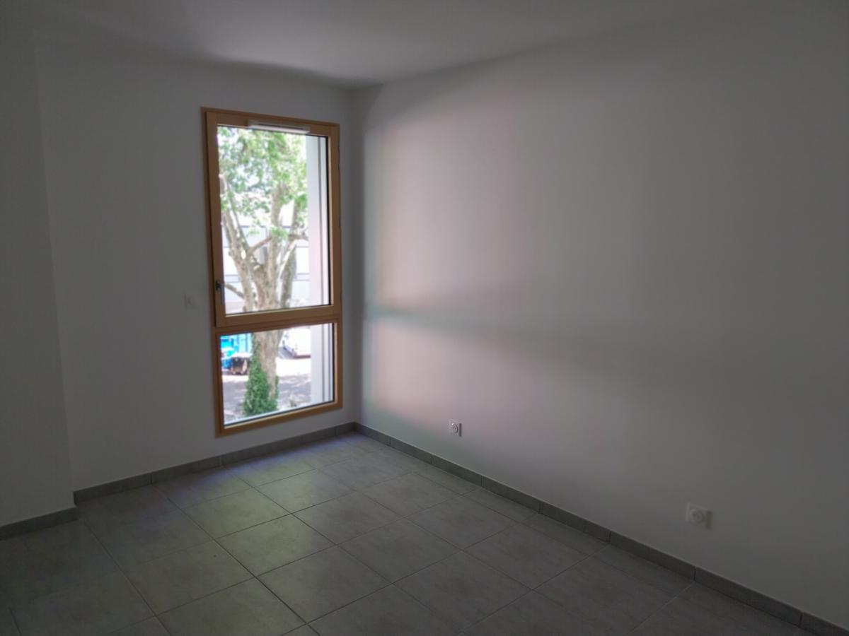 
																																							2 pièces - 
																																						4ème étage - 46m² - 782,21 € - Photo #3