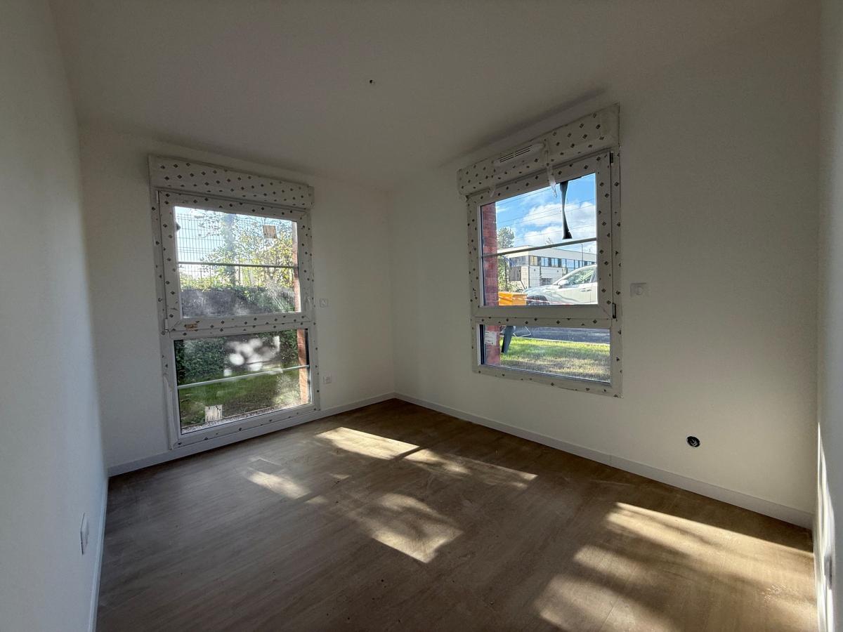 
																																							4 pièces - 
																																						RDC - 73m² - 930,14 € - Photo #4
