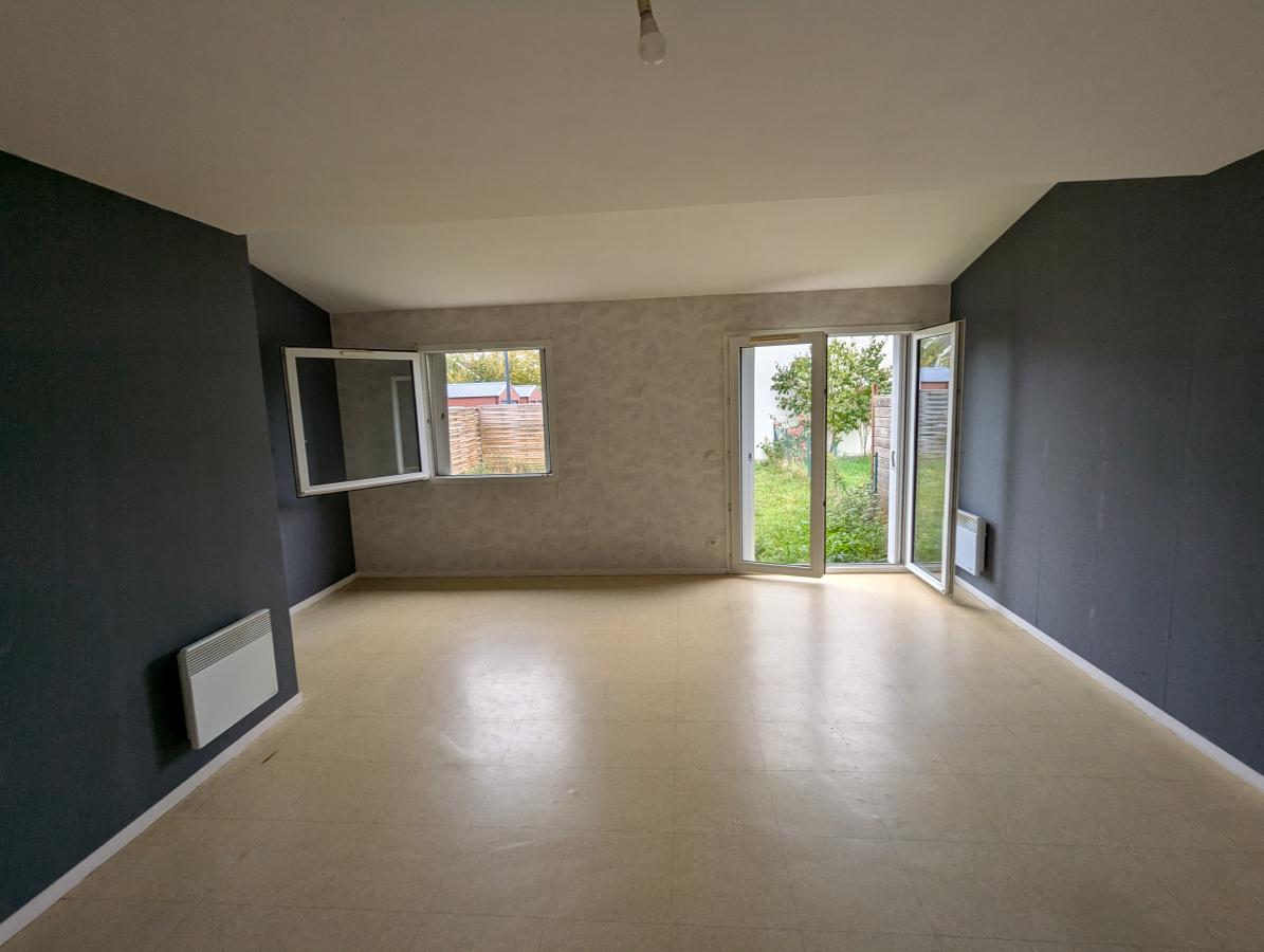3 pièces - RDC - 80m² - 120 000 € - Photo #1