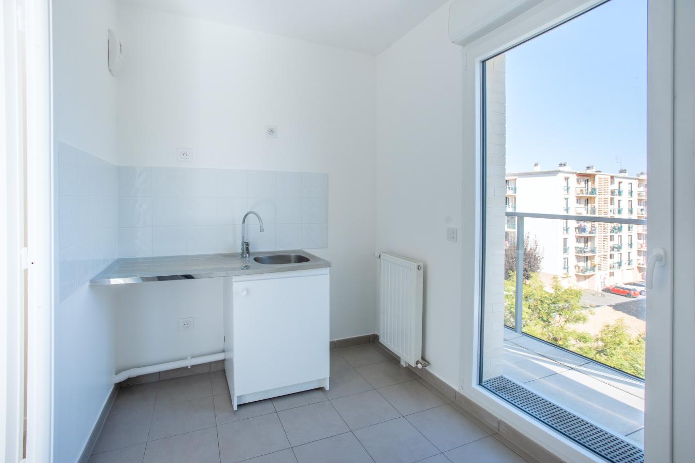 
																			3 pièces - 
																		4ème étage - 58m² - 1 419,46 € - Photo #3