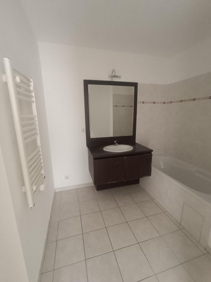
																			3 pièces - 
																		2ème étage - 67m² - 215 000 € - Photo #5