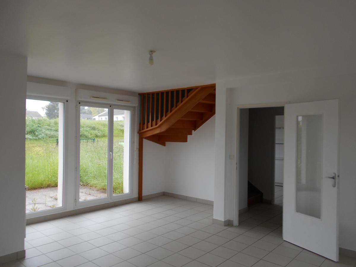 
																																							3 pièces - 
																																						RDC - 72m² - 698,83 € - Photo #2
