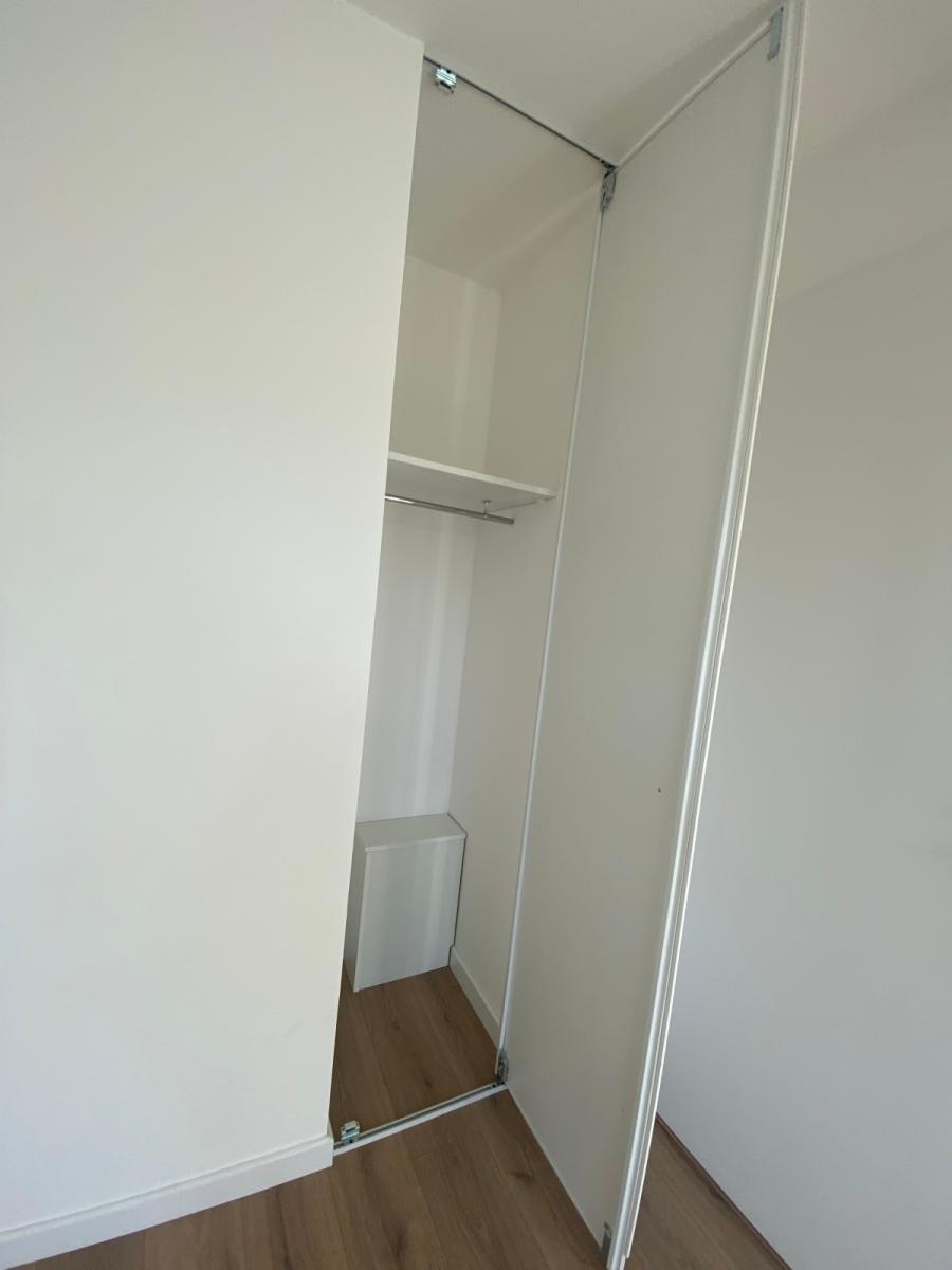 
																																							4 pièces - 
																																						5ème étage - 99m² - 2 355,44 € - Photo #4