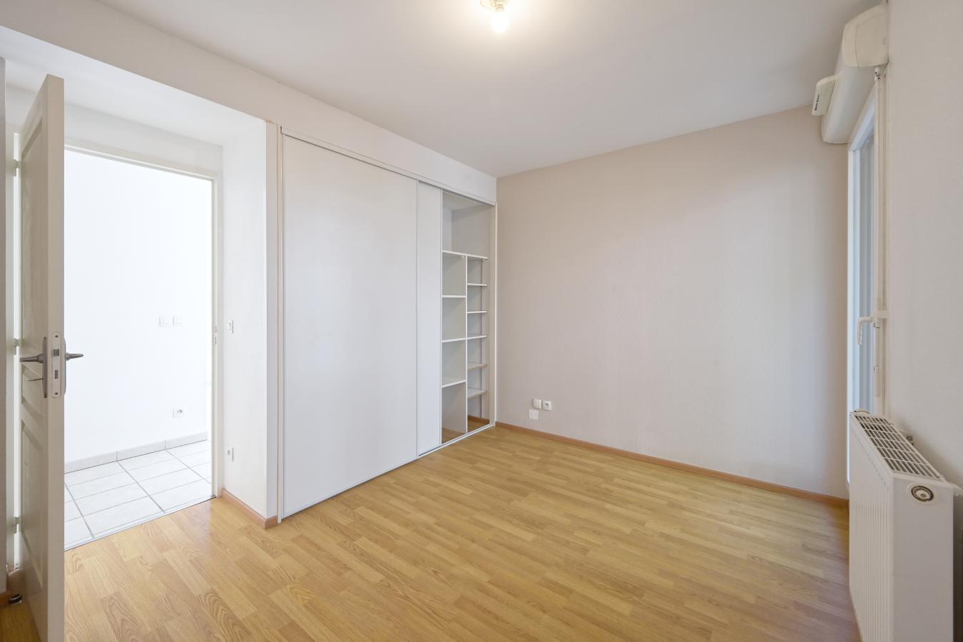 
																																							2 pièces - 
																																						RDC - 52m² - 794,86 € - Photo #3