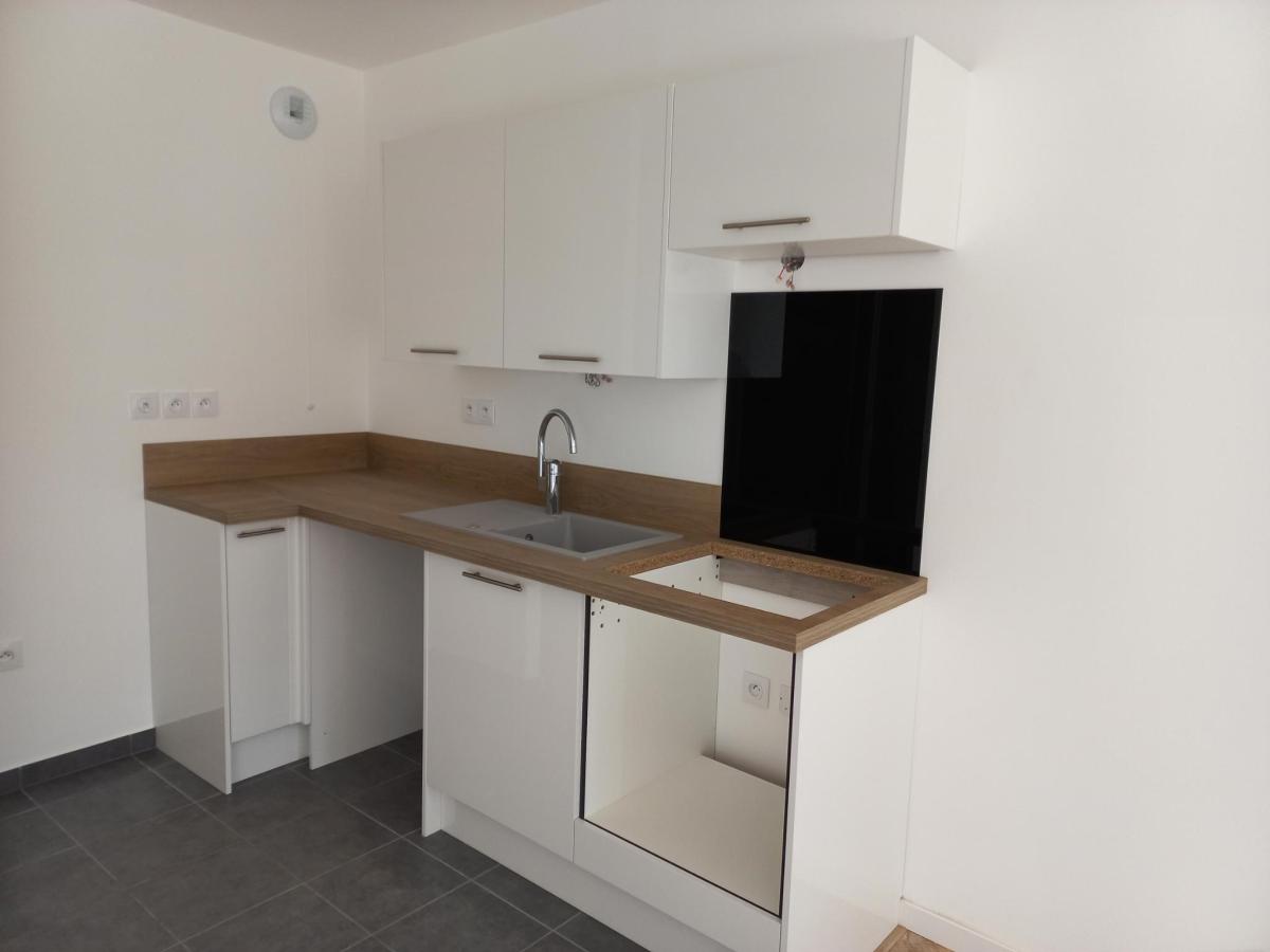 2 pièces - 2ème étage - 46m² - 711,76 € - Photo #3