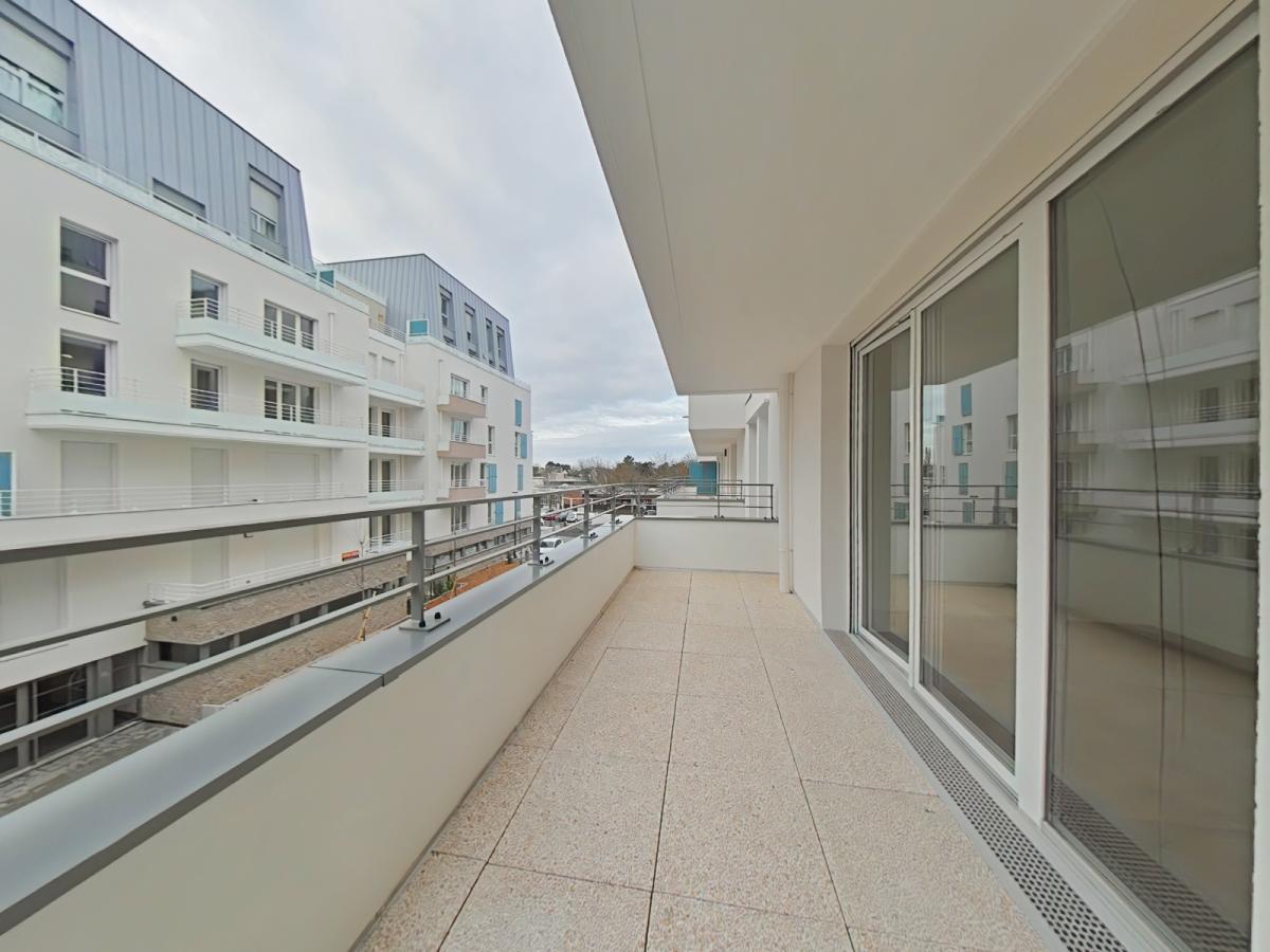 
																			1 pièce - 
																		5ème étage - 41m² - 843,68 € - Photo #2