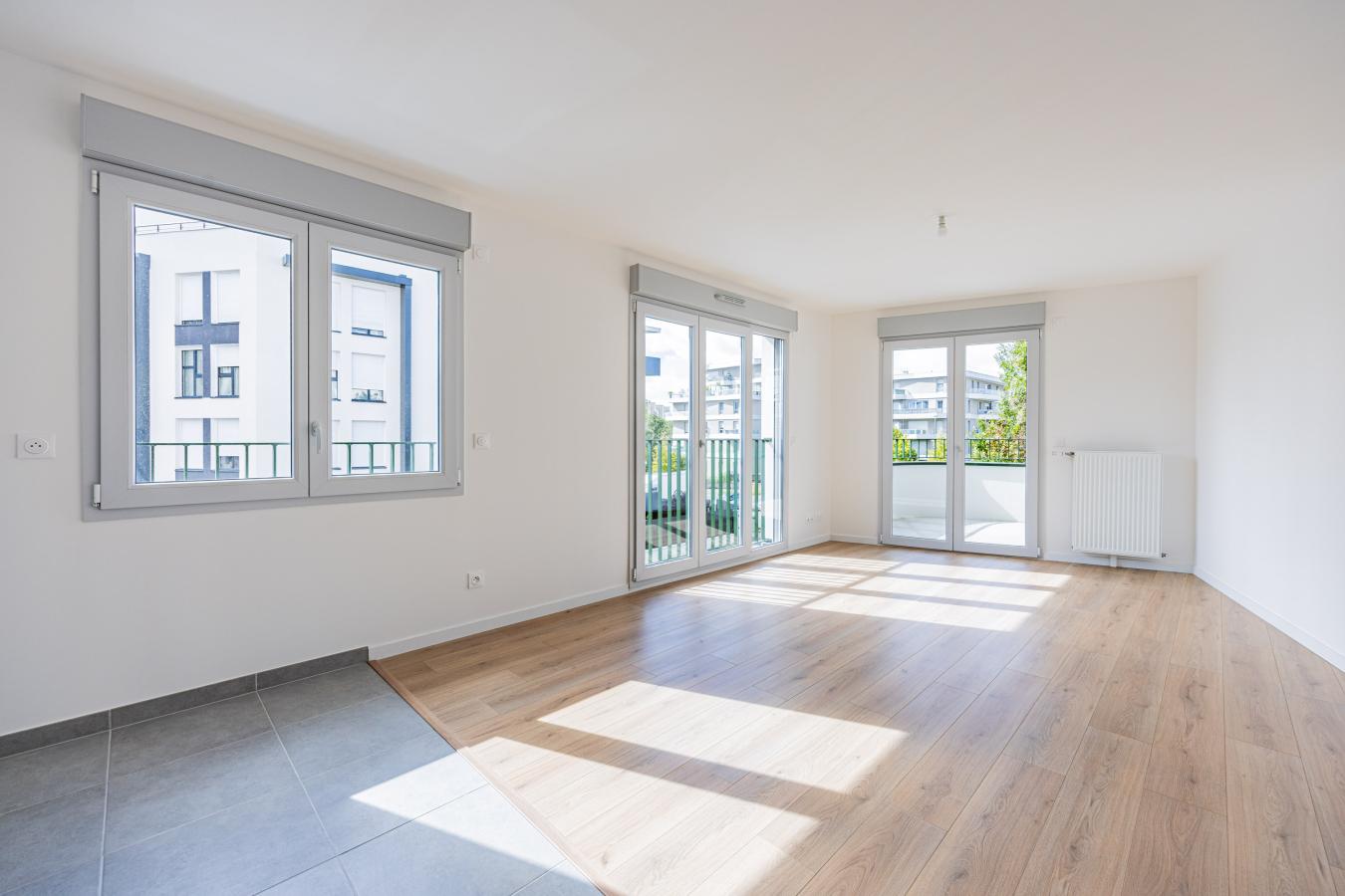 
																																							4 pièces - 
																																						2ème étage - 80m² - 1 437,45 € - Photo #3