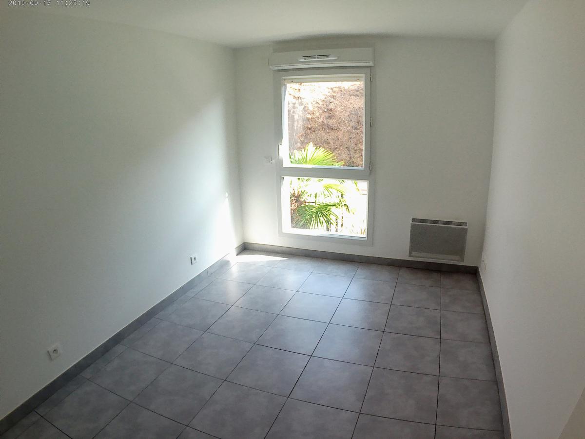 2 pièces - 1er étage - 36m² - 743,68 € - Photo #3