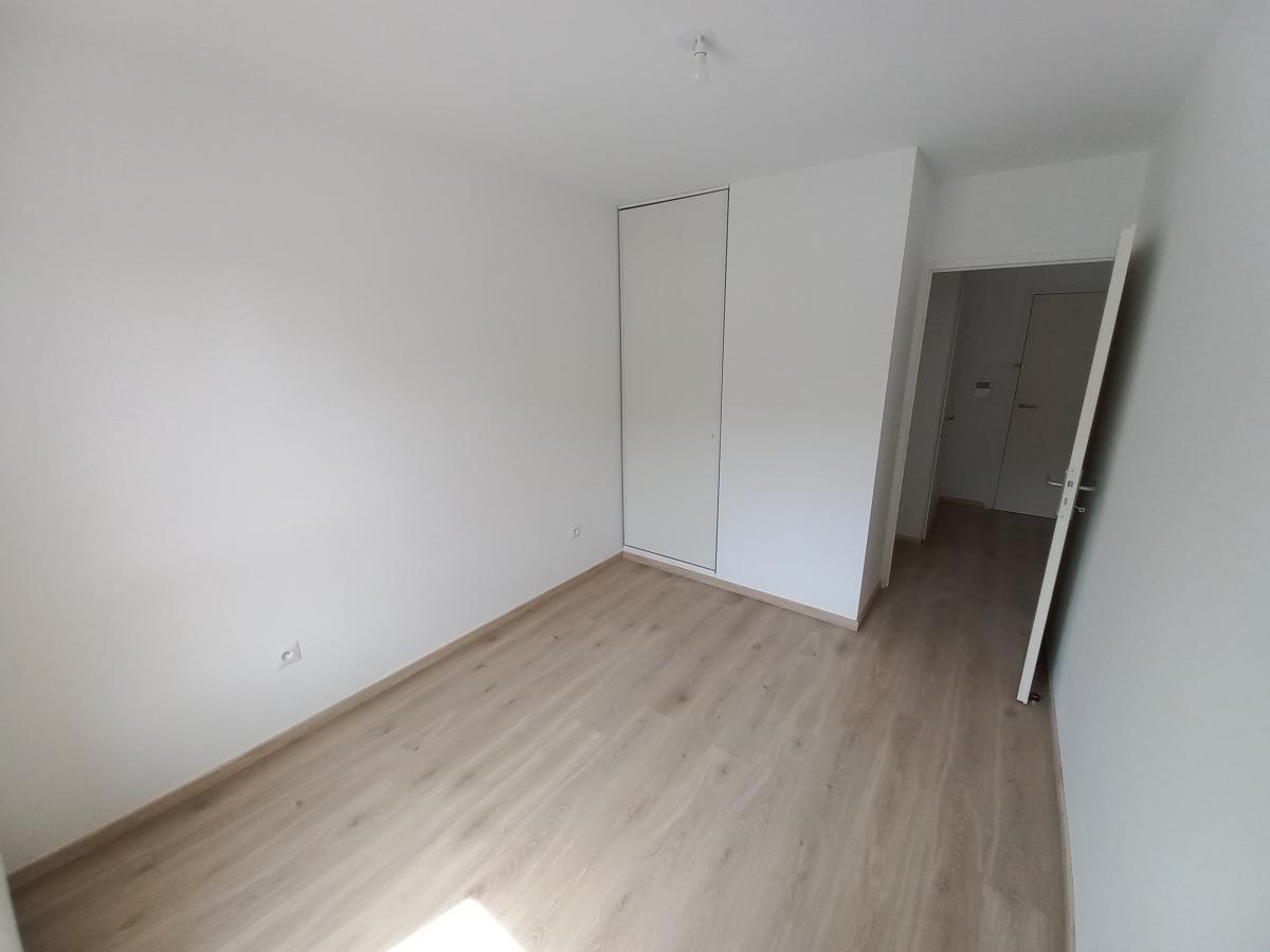 3 pièces - 2ème étage - 72m² - 894,32 € - Photo #3