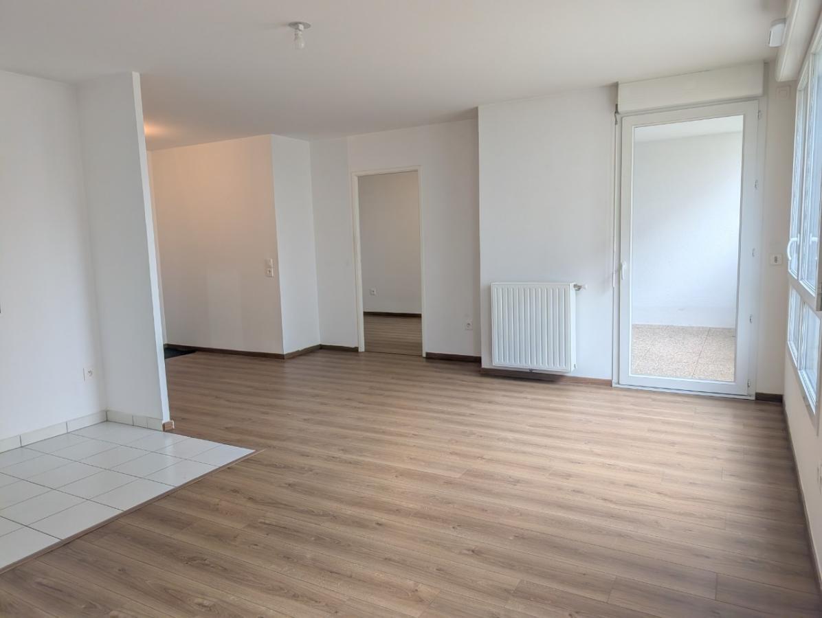 3 pièces - 2ème étage - 62m² - 1 008,32 € - Photo #1