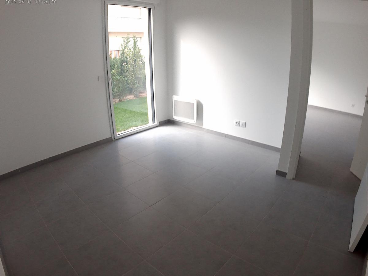 
																																							2 pièces - 
																																						RDC - 42m² - 1 081,29 € - Photo #3
