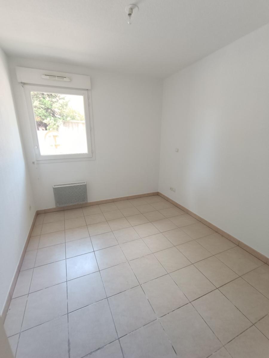 
																			3 pièces - 
																		RDC - 64m² - 185 000 € - Photo #5