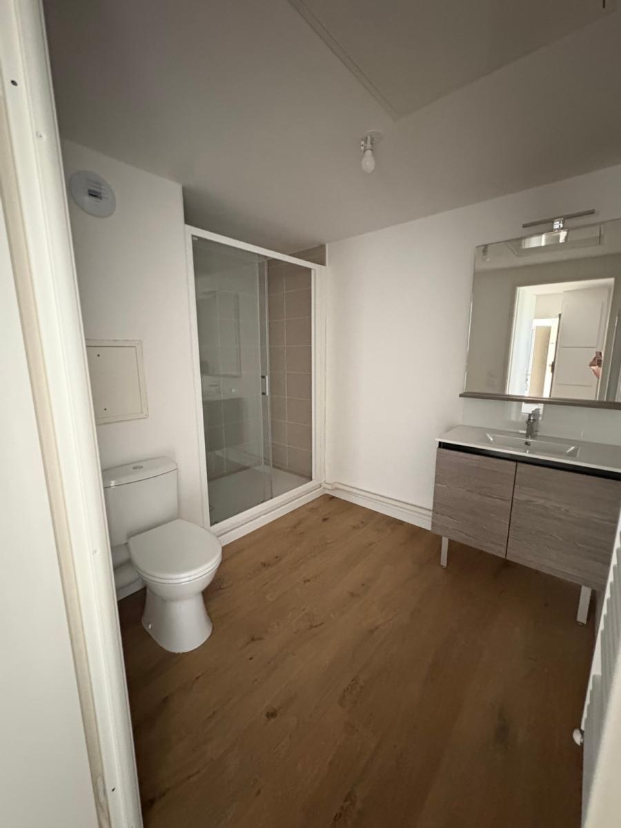 5 pièces - RDC - 94m² photo 3