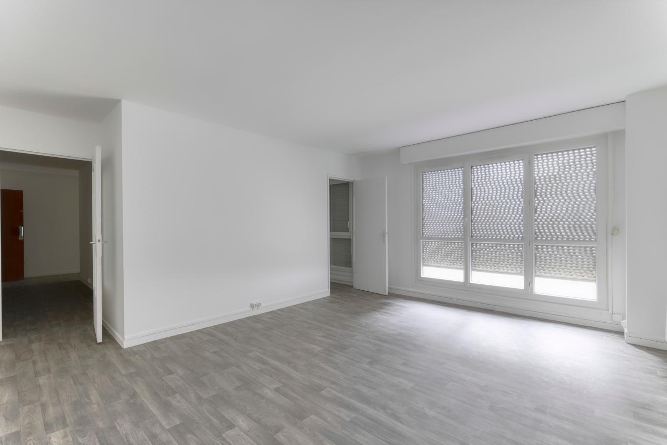 
																			5 pièces - 
																		1er étage - 110m² - 241 000 € - Photo #7