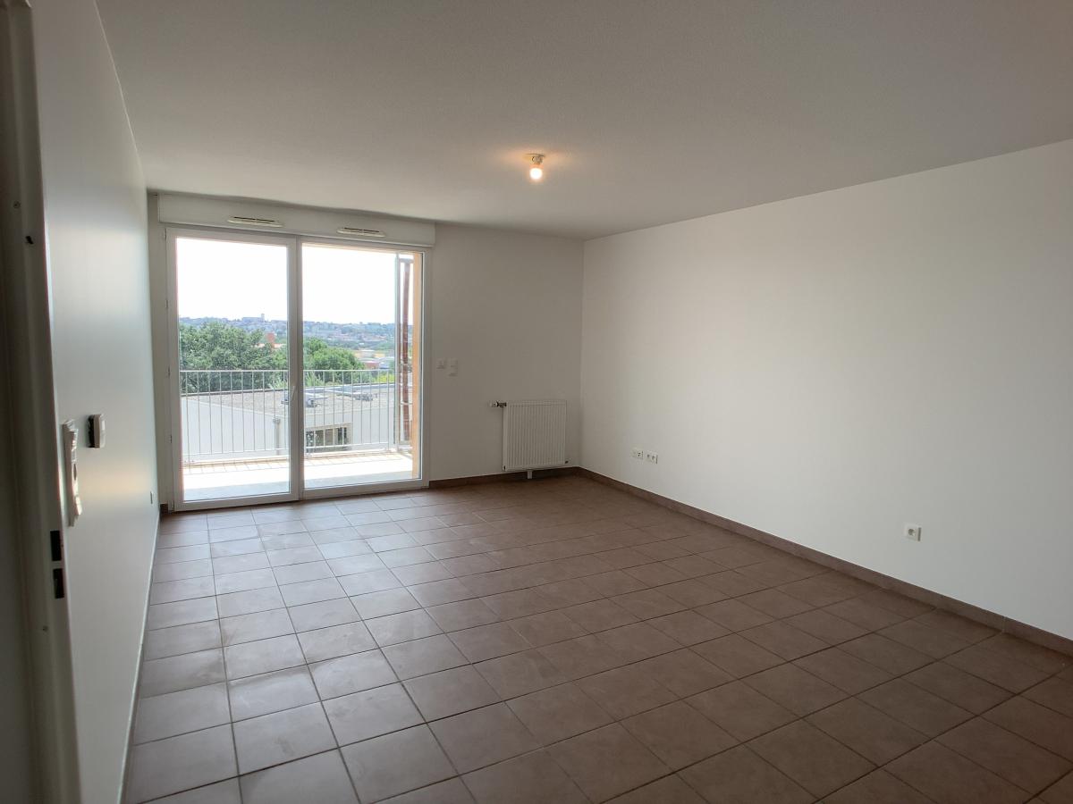 
																																							3 pièces - 
																																						2ème étage - 62m² - 219 000 € - Photo #3