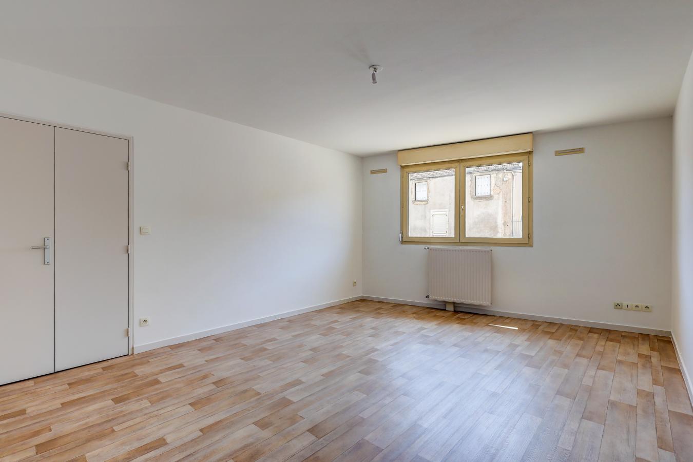 4 pièces - RDC - 76m² - 813,87 € - Photo #1