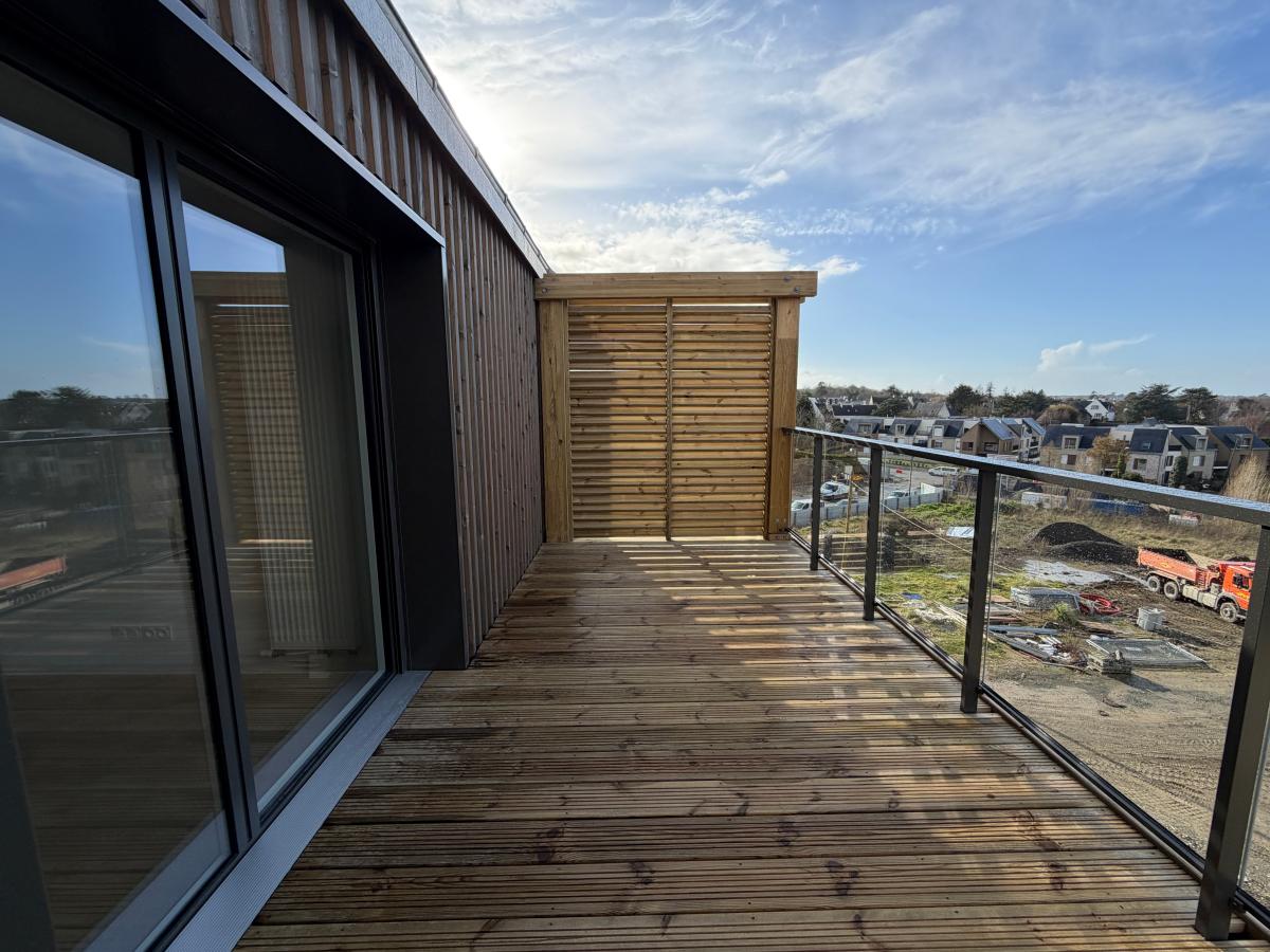 
																			4 pièces - 
																		3ème étage - 100m² - 1 365,23 € - Photo #3