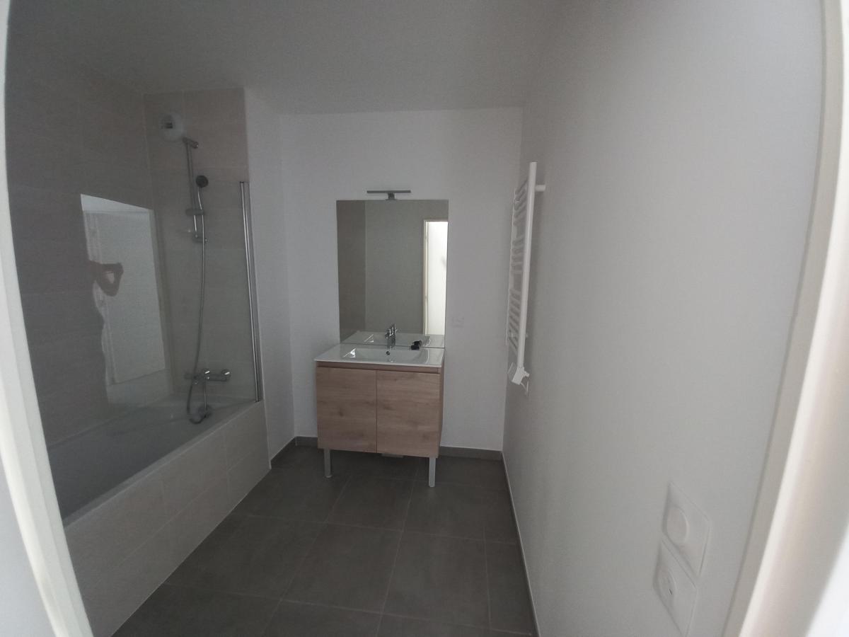 4 pièces - RDC - 78m² - 1 434,24 € - Photo #6