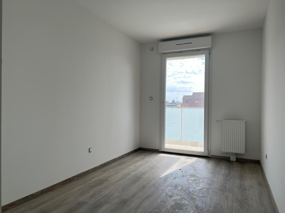 
																			2 pièces - 
																		1er étage - 42m² - 600,39 € - Photo #2