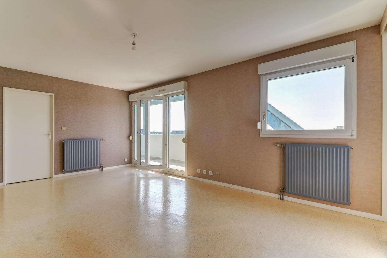 3 pièces - 3ème étage - 70m² - 708,12 € - Photo #2