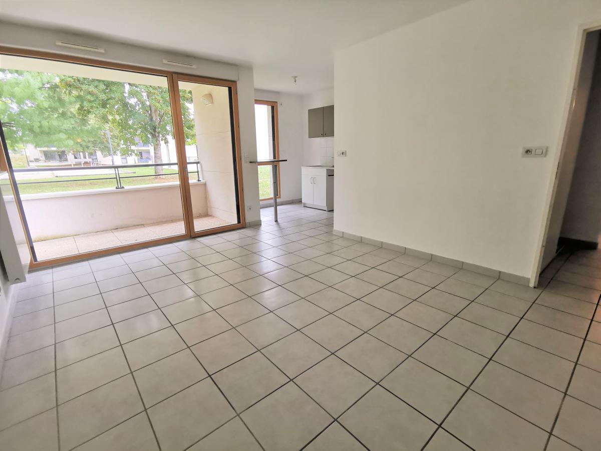3 pièces - RDC - 67m² - 930,37 € - Photo #0