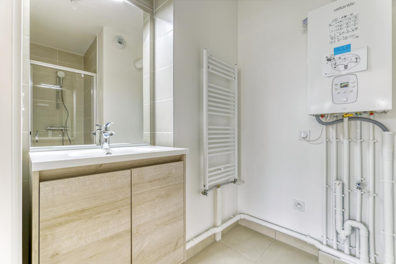 
																																							2 pièces - 
																																						1er étage - 42m² - 943,42 € - Photo #3