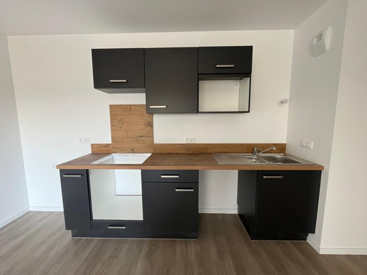 3 pièces - 2ème étage - 63m² - 790,68 € - Photo #3