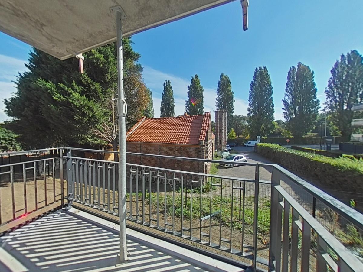 
																																							3 pièces - 
																																						1er étage - 64m² - 877,50 € - Photo #2