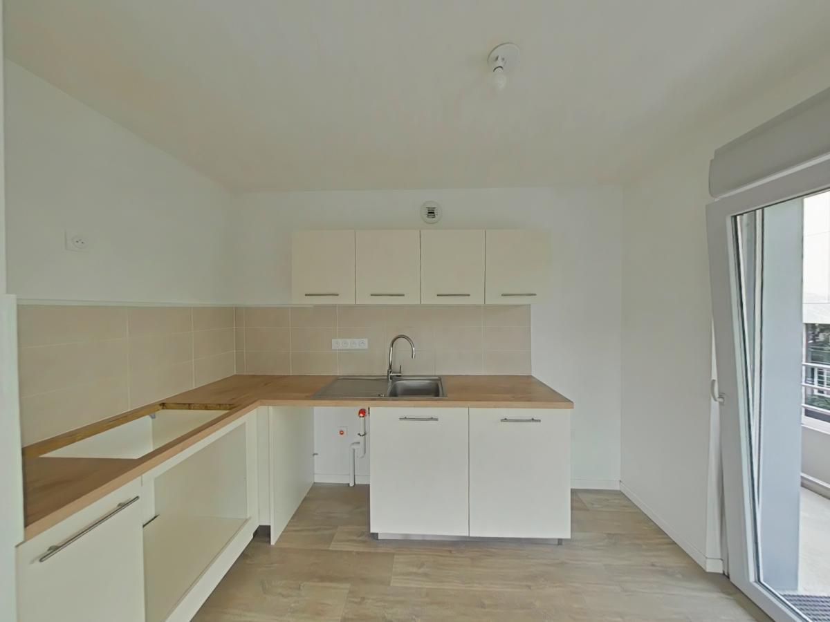 
																																							3 pièces - 
																																						1er étage - 63m² - 862,30 € - Photo #2
