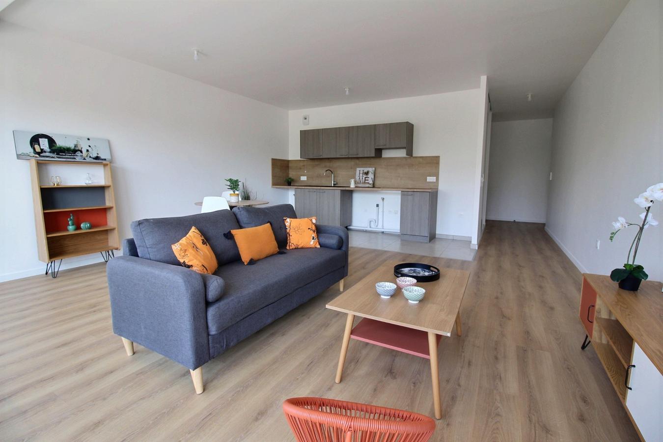 
																			3 pièces - 
																		11ème étage - 66m² - 1 342,80 € - Photo #3