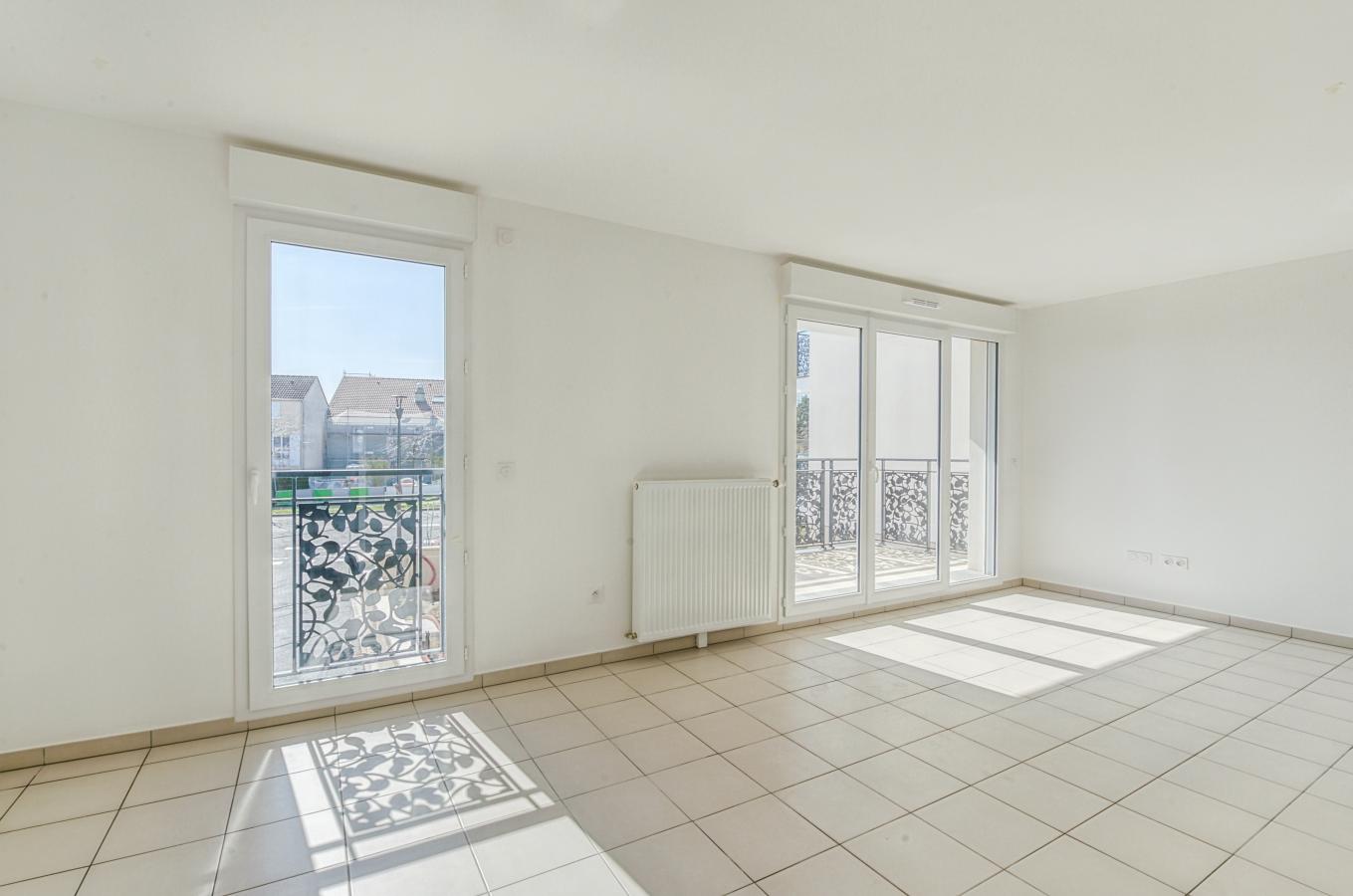 
																																							2 pièces - 
																																						RDC - 41m² - 771,93 € - Photo #2