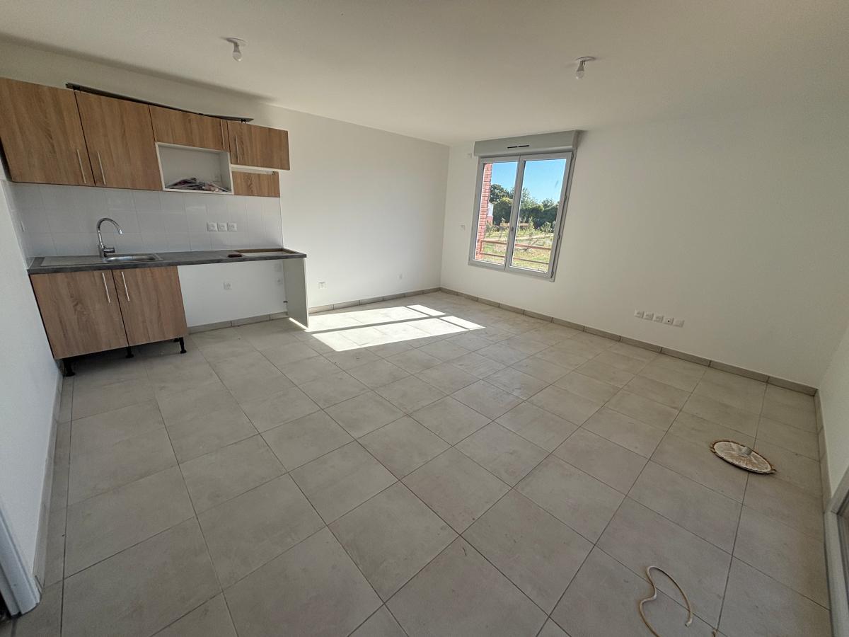 3 pièces - 1er étage - 64m² - 769,18 € - Photo #0