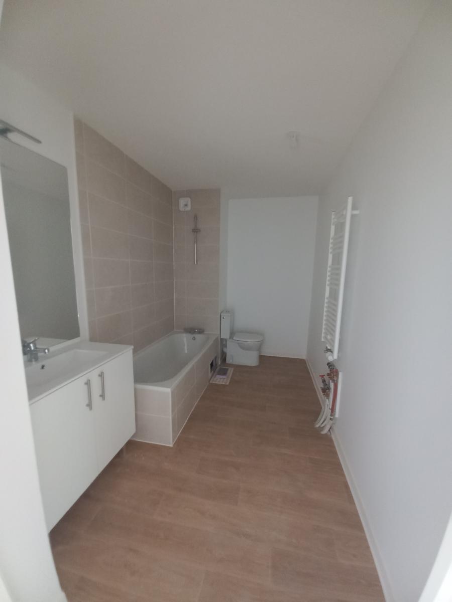 2 pièces - 4ème étage - 44m² - 763,64 € - Photo #5