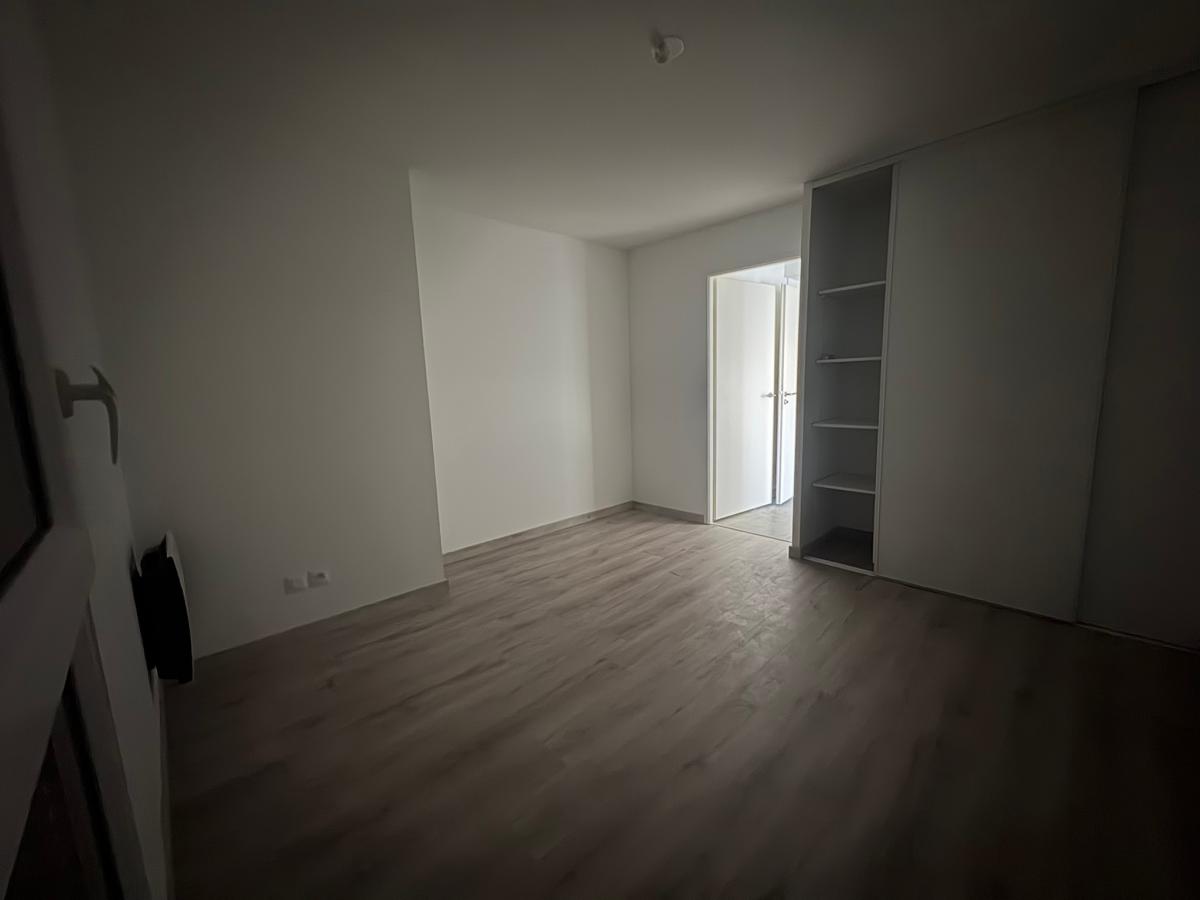 
																																							2 pièces - 
																																						RDC - 43m² - 662,33 € - Photo #3