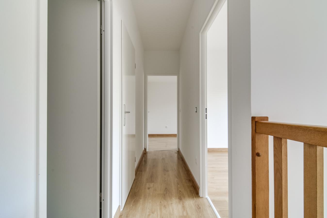 
																																							5 pièces - 
																																						3ème étage - 104m² - 1 639,60 € - Photo #4