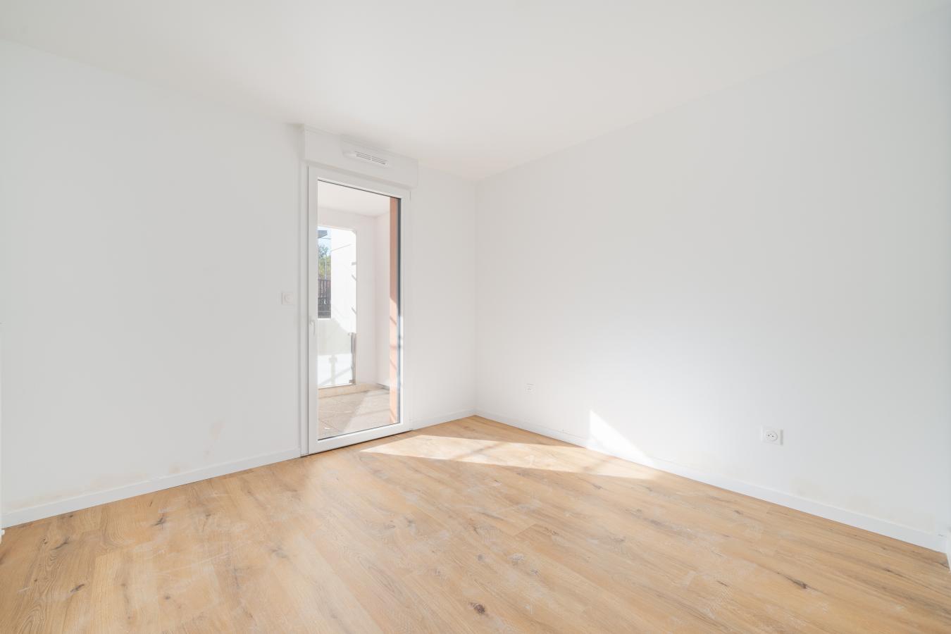 
																			3 pièces - 
																		2ème étage - 75m² - 929,40 € - Photo #2