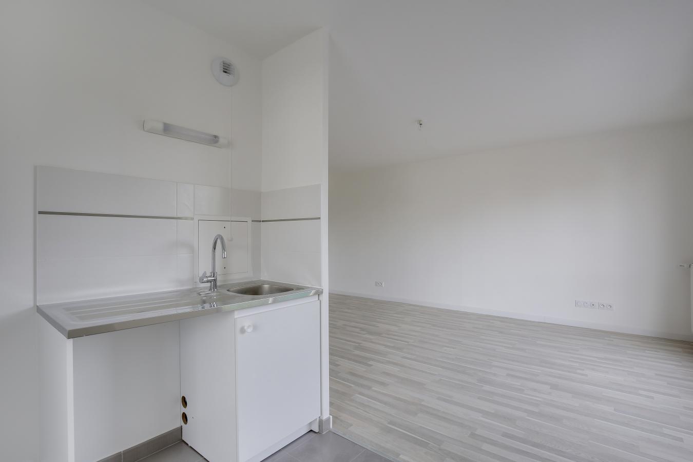 2 pièces - 4ème étage - 42m² - 738,13 € - Photo #4