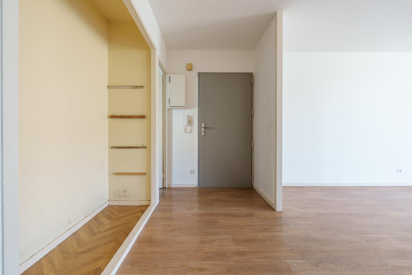 
																																							2 pièces - 
																																						RDC - 48m² - 439,39 € - Photo #3