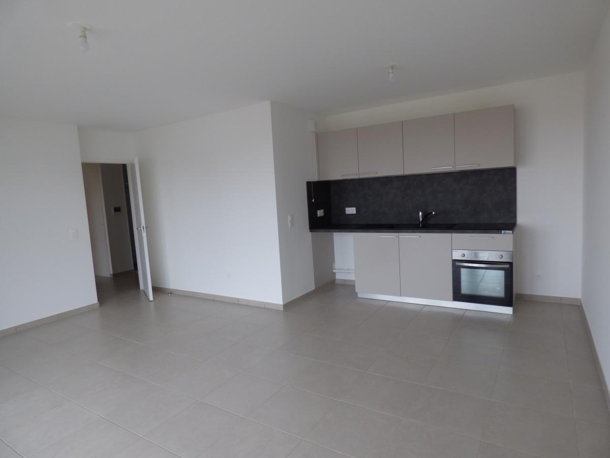 
																																							4 pièces - 
																																						3ème étage - 88m² - 1 560,92 € - Photo #1