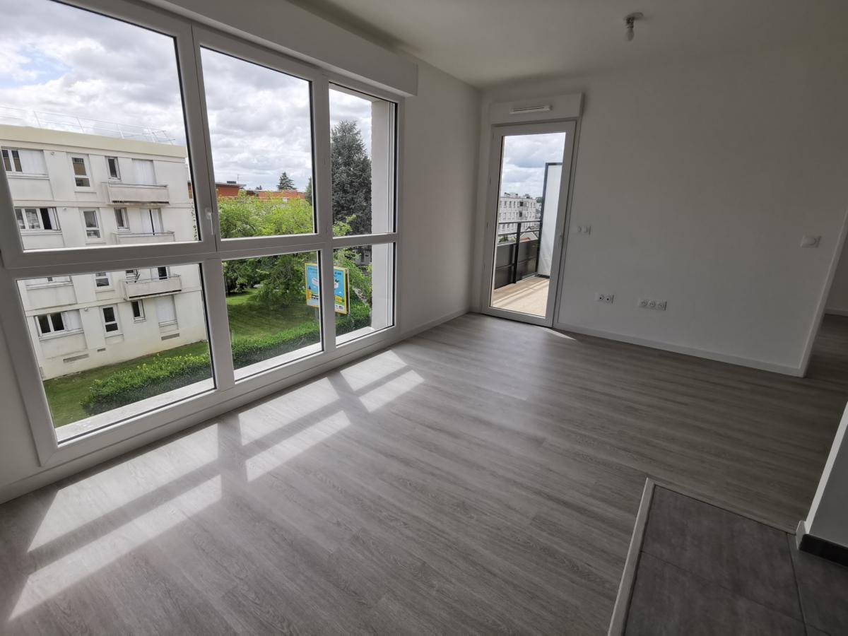 2 pièces - 3ème étage - 40m² - 586,77 € - Photo #0