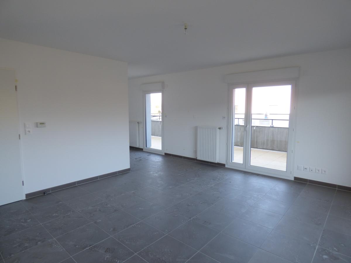 3 pièces - 6ème étage - 68m² - 1 276,39 € - Photo #1
