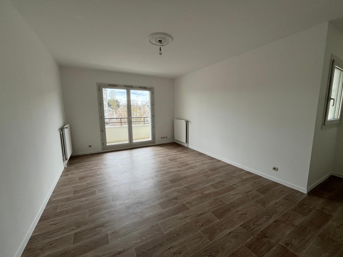 
																			2 pièces - 
																		2ème étage - 50m² - 120 000 € - Photo #1