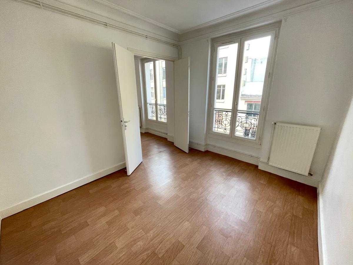 4 pièces - 2ème étage - 75m² - 1 549,69 € - Photo #3