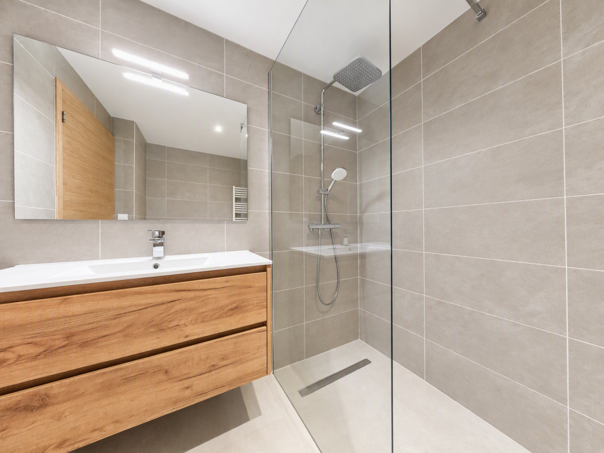 
																																							4 pièces - 
																																						RDC - 98m² - 3 096,27 € - Photo #4