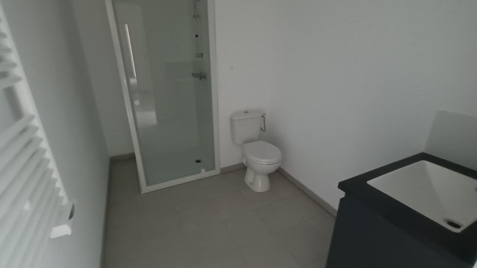 
																																							1 pièce - 
																																						RDC - 29m² - 532,04 € - Photo #4