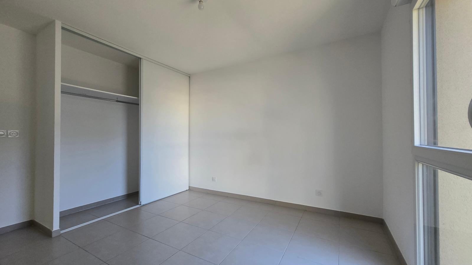 
																																							2 pièces - 
																																						2ème étage - 46m² - 771,21 € - Photo #5
