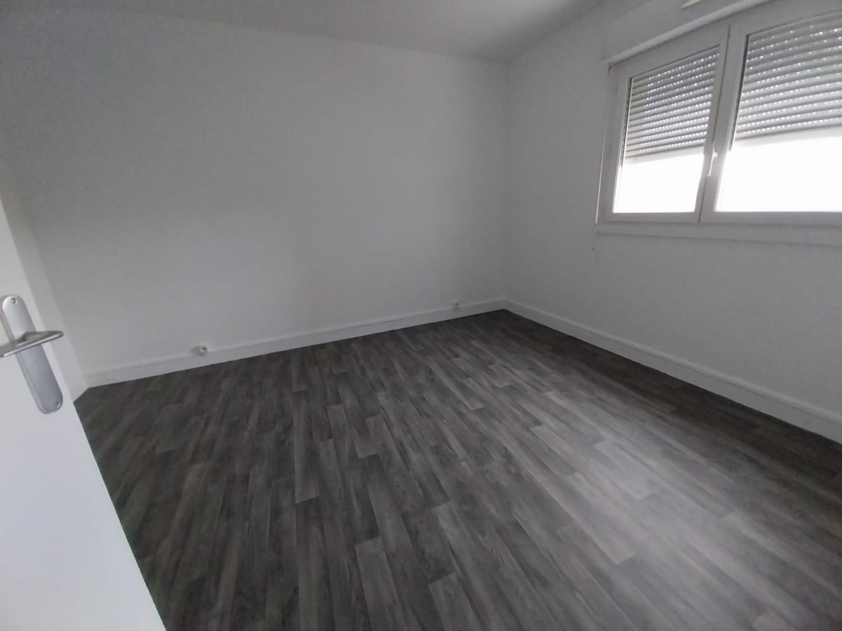 
																			3 pièces - 
																		4ème étage - 61m² - 249 000 € - Photo #3