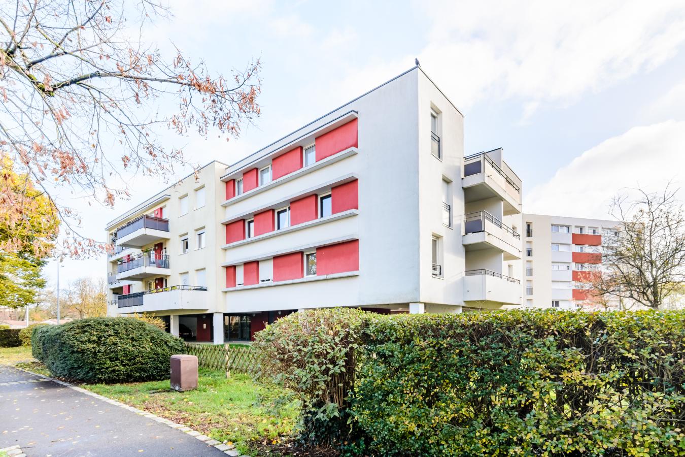 
																			4 pièces - 
																		2ème étage - 91m² - 1 090,05 € - Photo #7